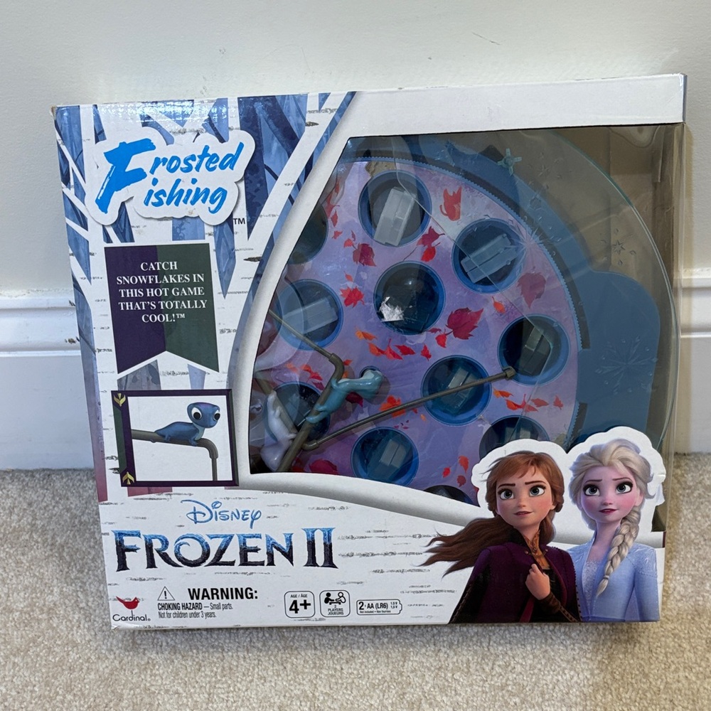 Disney Frozen II Blue and Purple Frosted Fishing Game
